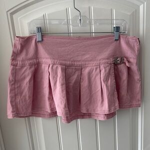 ☘️LAST CHANCE!! Refuge Pink Mini Skirt with Pleats